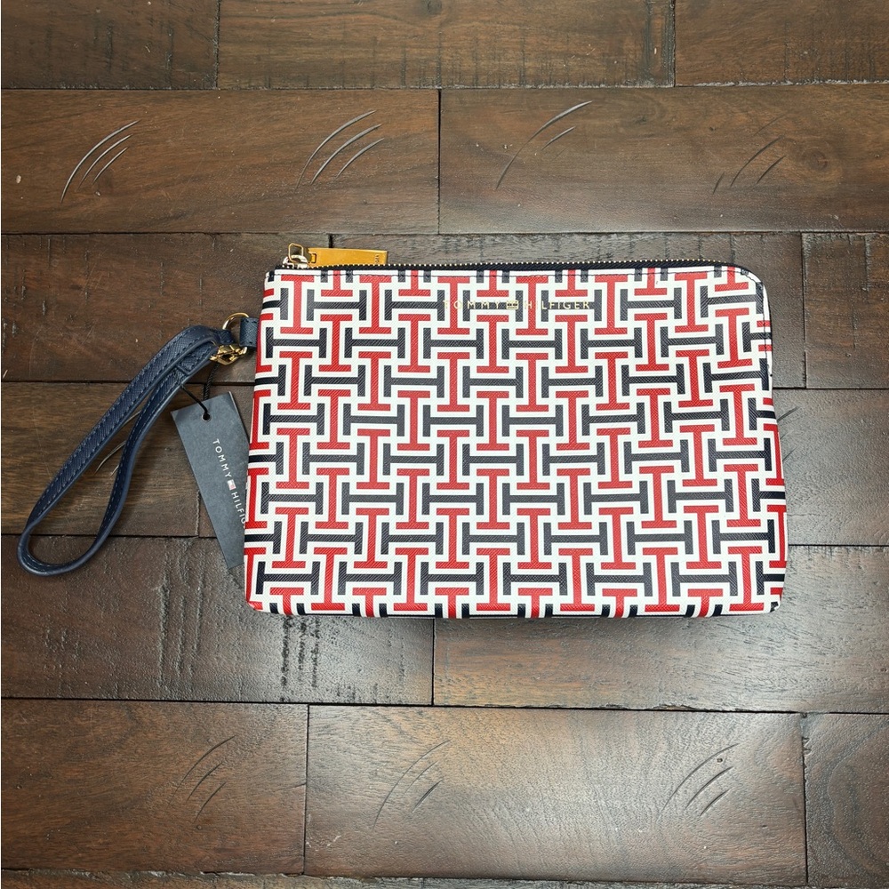 Tommy Hilfiger Wristlet - New with tags